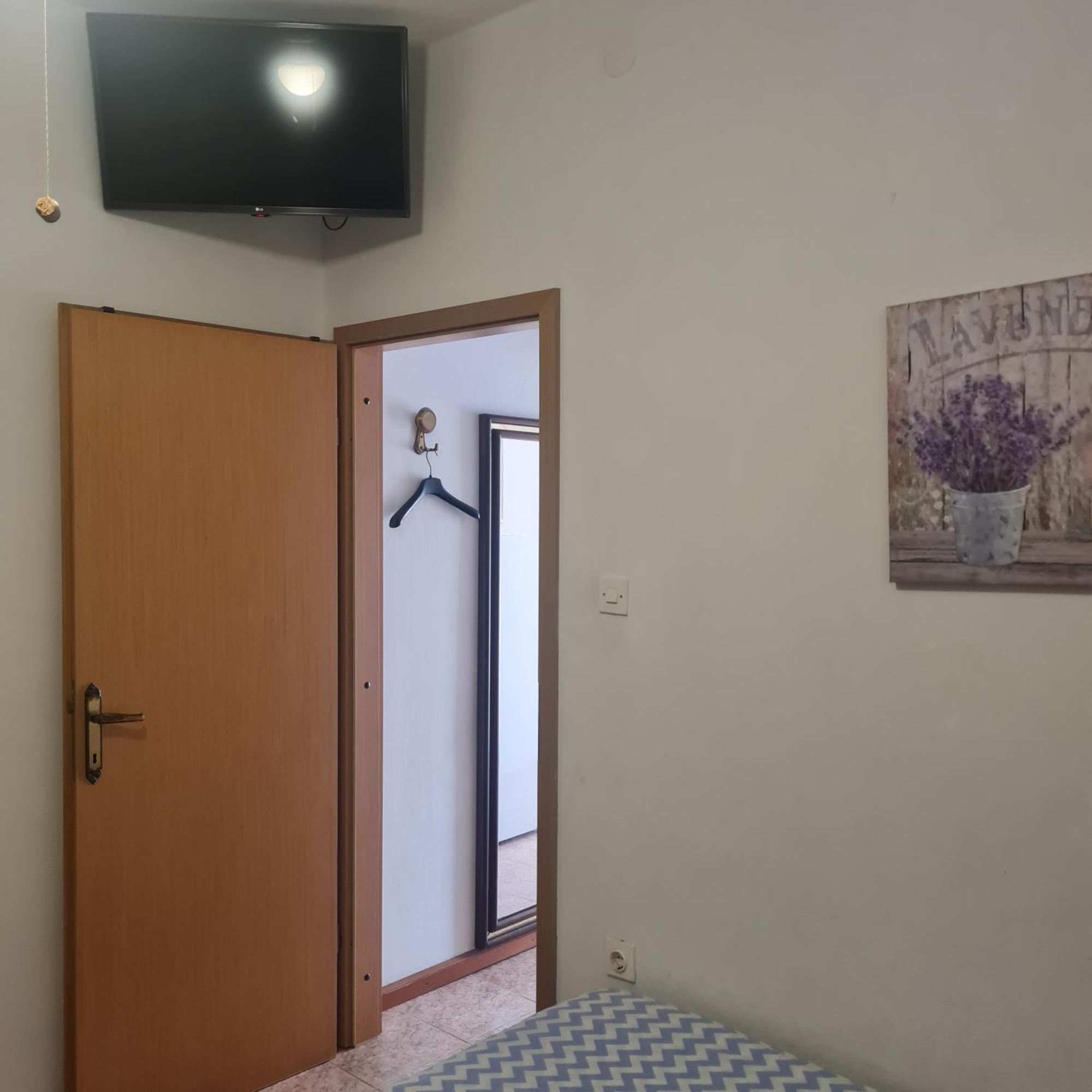 Apartment Karuza Rukavac Vis Habitación foto